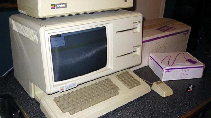 Apple'ın Tarih Kokulu 35 Senelik Bilgisayarı: Lisa-1