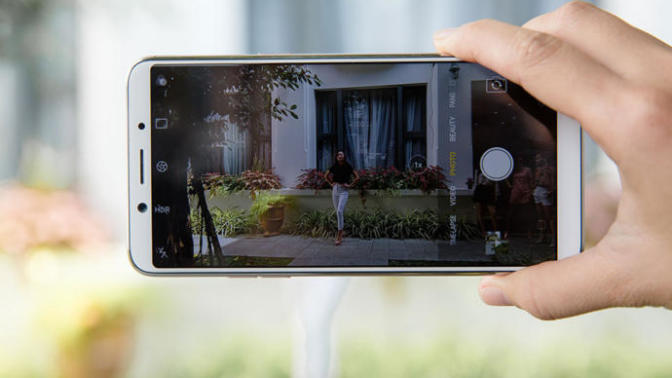 En Kaliteli Fotoğrafları Çekmek İsteyenlerin Mutlaka Sahip Olması Gereken Bir Telefon: Oppo F5