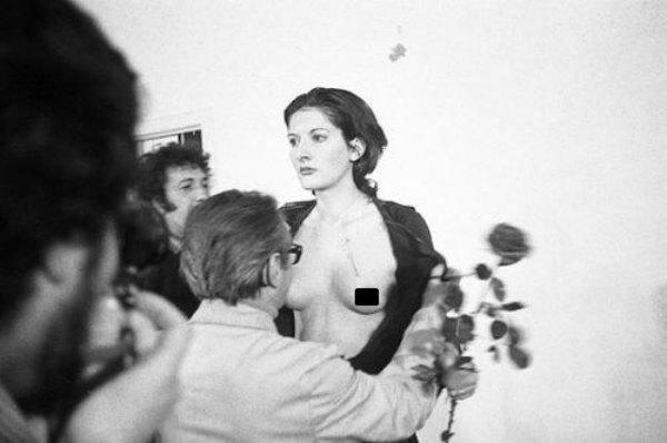 İyi İnsanlar mı, Kötü İnsanlar mı? Marina Abramoviç'e Yapılanları Soluksuz Okuyacaksınız!