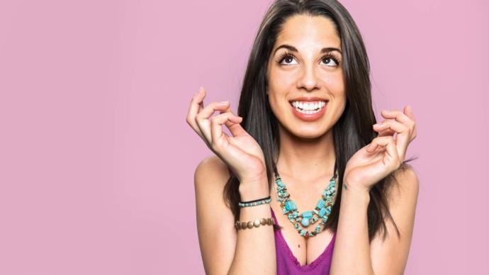 100 Gün Boyunca Arkadaşlarının Yaşadıklarını Gösteren Başarılı Sanatçı Amanda Oleander!