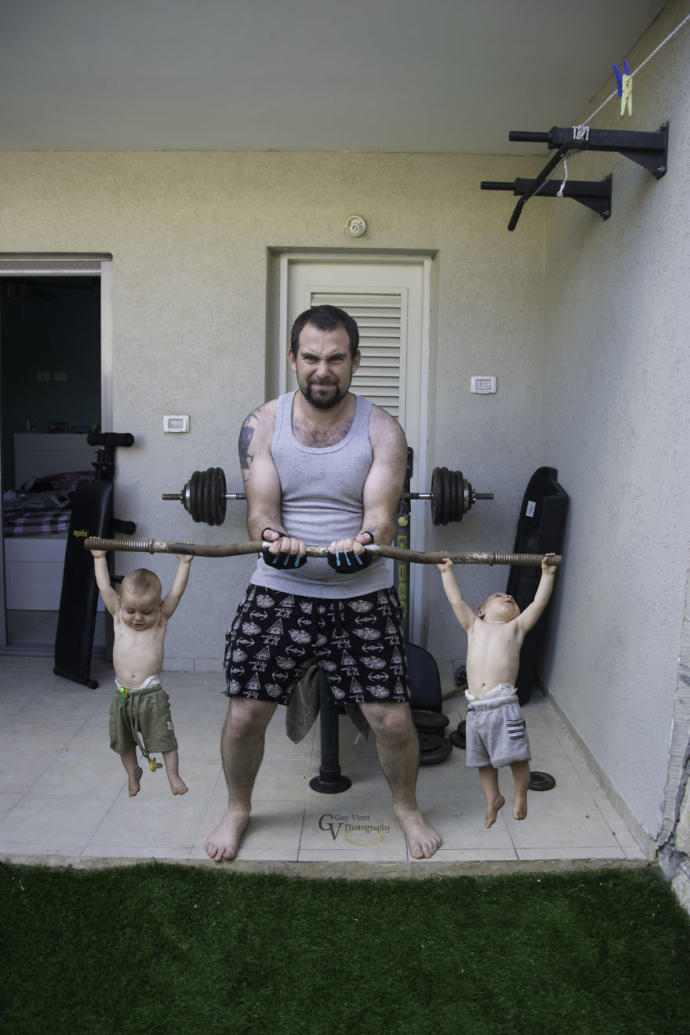 Yardım Edin, Babamız Bir Fotoğrafçı!