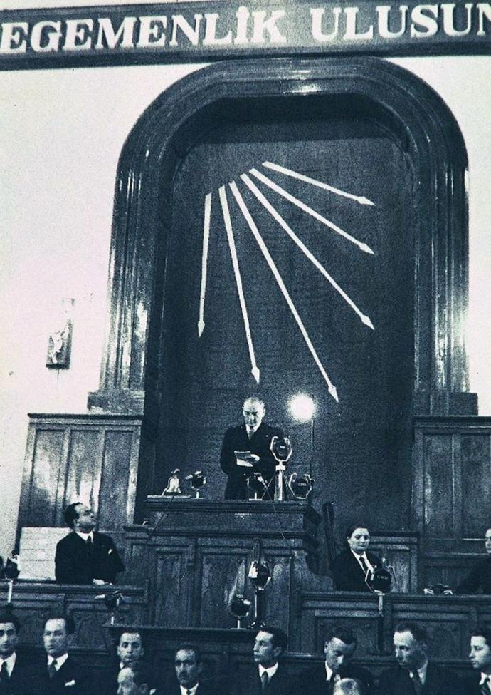 Mustafa Kemâl Atatürk, Kemâlizm ve Devlet Sosyalizmi