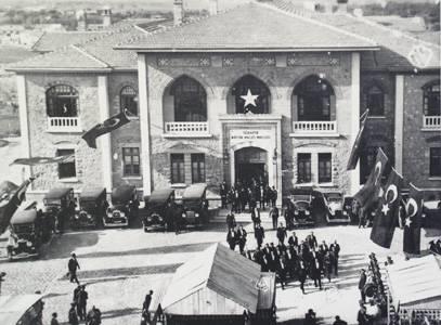 Atatürk Devrimleri ve Cumhuriyet Reformları Nelerdir?