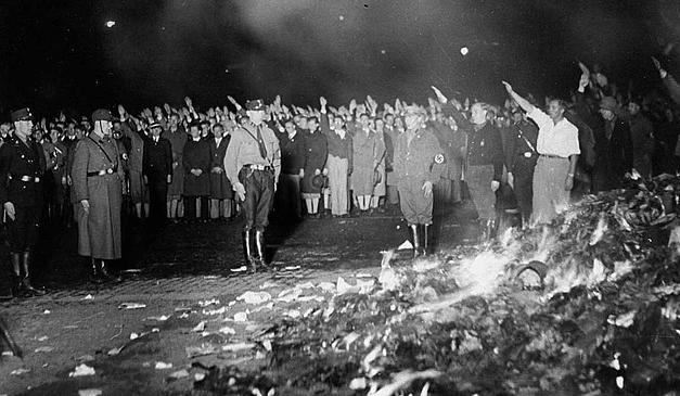 Stefan Zweig "Bütün Yalnızlar Gibi Özgür ve Bütün Özgürler Gibi Yalnız" Derken Ne Demek İstemiştir?