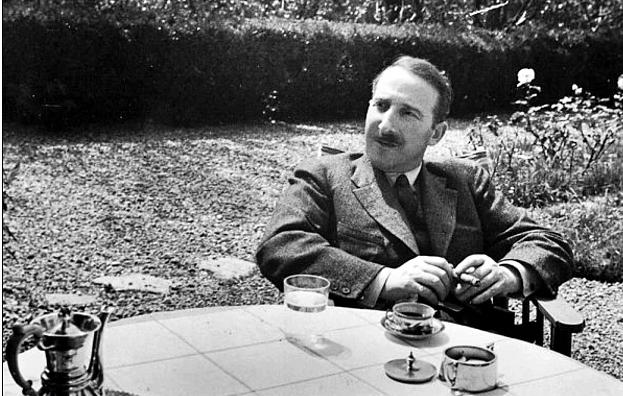 Stefan Zweig "Bütün Yalnızlar Gibi Özgür ve Bütün Özgürler Gibi Yalnız" Derken Ne Demek İstemiştir?