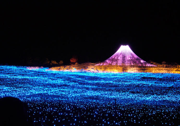 Japonya'nın Her Kış Aralıksız Düzenlediği Bir Festival: Winter Light Festivali