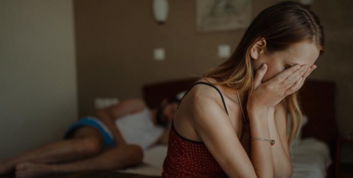 Erkeklerin Kadınları Etkilemek İçin Yaptığı, Fakat Yapmaması Gereken 9 Şey!