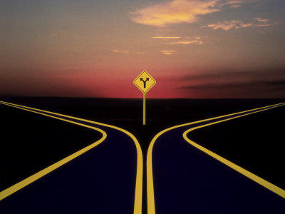 Yol Ayrımından Geçenler