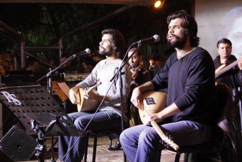 Müzik Enstrümanını Çalmayı Öğrenmenin Faydaları Nelerdir?