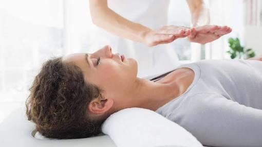 Basitçe Reiki Nedir, Ne Değildir?