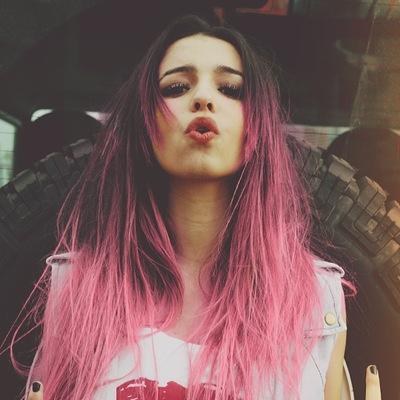 Koyu Saçlarda Oldukça Cool Duran Röfle Renkleri Nelerdir?
