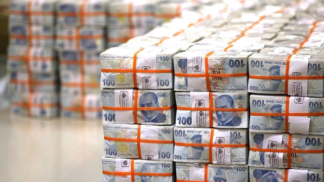 Yılbaşının Yaklaşmasına Müteakip Satın Alınan Millî Piyango Biletlerinin Tarihçesi