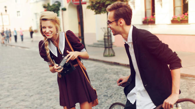 "Seni Arkadaş Olarak Görüyorum" Dediği An Başlar Friendzone Etkisi! 4 Adımda Arkadaş Bölgesinden Nasıl Çıkılır?