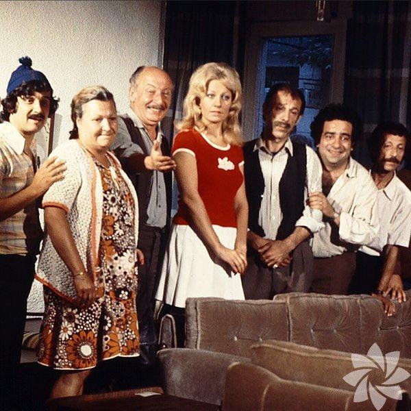 Yeşilçam'ın Efsane Olmuş Mahmut Hocası Münir Özkul'u Saygıyla Anıyoruz!