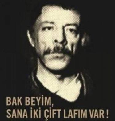 Yeşilçam'ın Efsane Olmuş Mahmut Hocası Münir Özkul'u Saygıyla Anıyoruz!