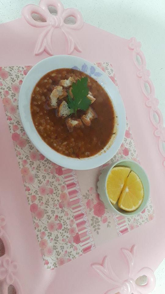Mis Gibi Tadı ile Kışın İçinizi Isıtacak Ezogelin Çorbası Nasıl Yapılır?