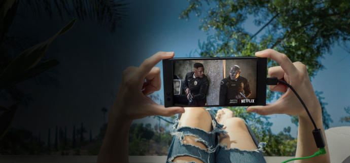 Oyuncuların Hayali Olan Oyun Telefonu: Razer Phone