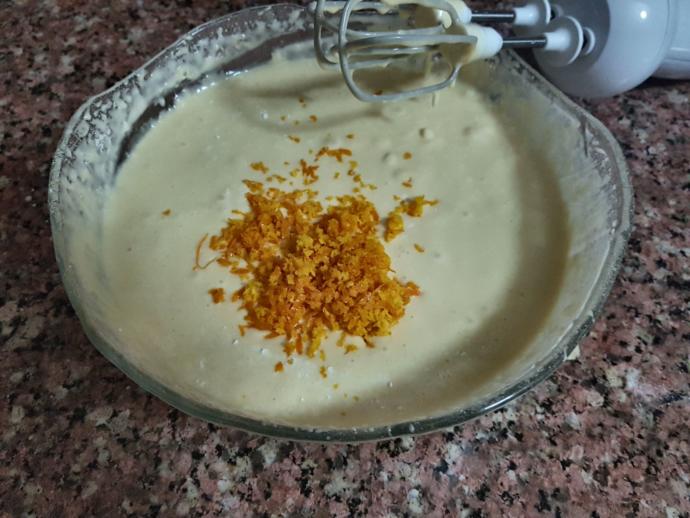 Mis Kokusu ile Portakallı Kek Nasıl Yapılır?