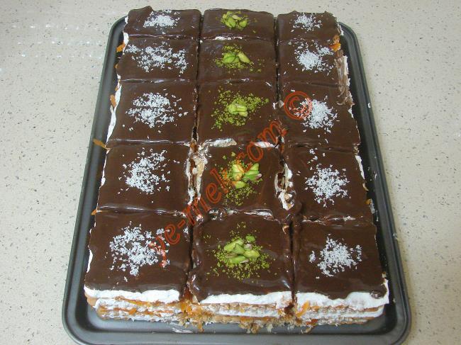 Mis Kokusu ile Portakallı Kek Nasıl Yapılır? 