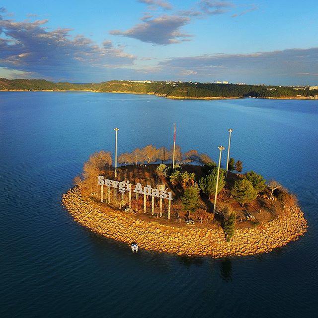 Adanaya Ait Bir Diğer Güzellik: Sevgi Adası