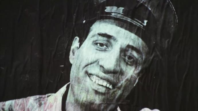 Filmleriyle Gönlümüzde Taht Kurmuş Usta Oyuncu "Kemal Sunal" Anısına!