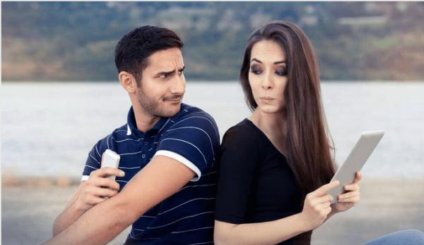 Sevgilinizin Sizden Ayrılmasını ve Aldatmasını Önlemek İçin Yapmanız Gerekenler!