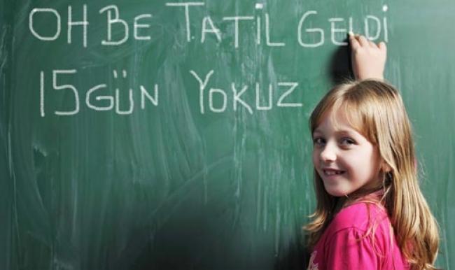 Sömestr Tatili Gelir Gelmez Birbirinden Komik Twitter Paylaşımları da Yerlerini Aldı!