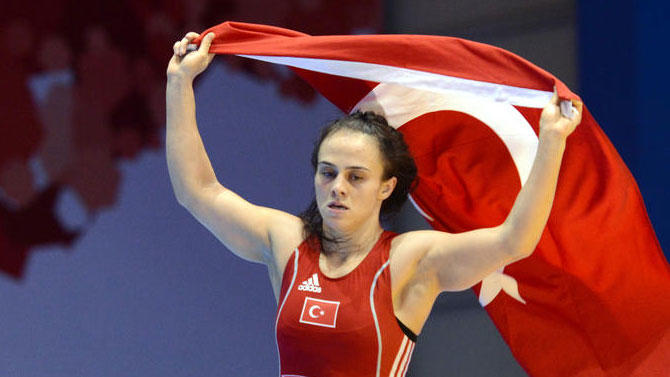 Sporda Başarıları ile Bizi Gururlandıran Kadın Sporcularımız!