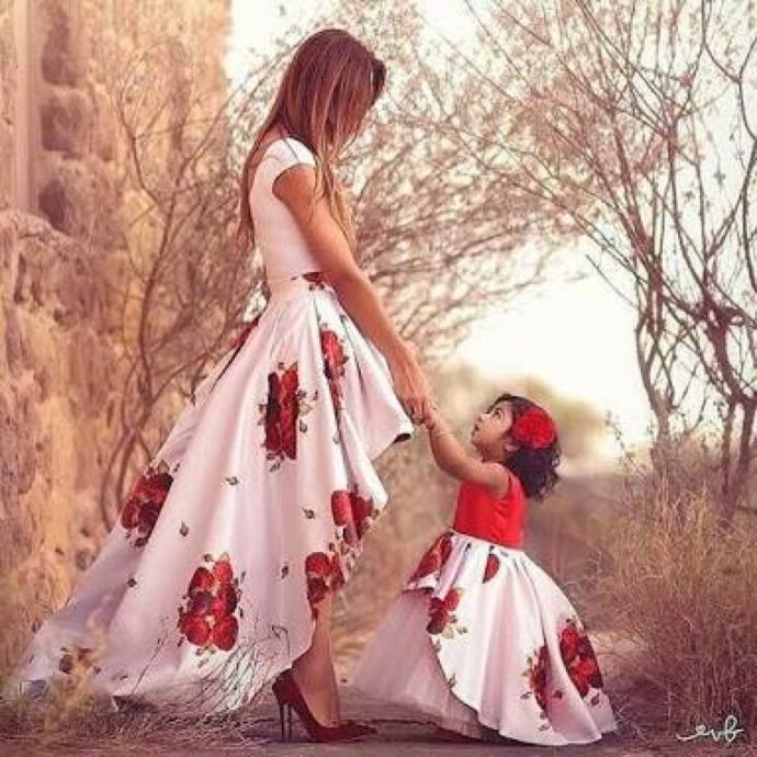 Kendine Hayran Bıraktırıp İçimizde Adeta Kıskançlık Uyandıran Anne Kız Kombinleri