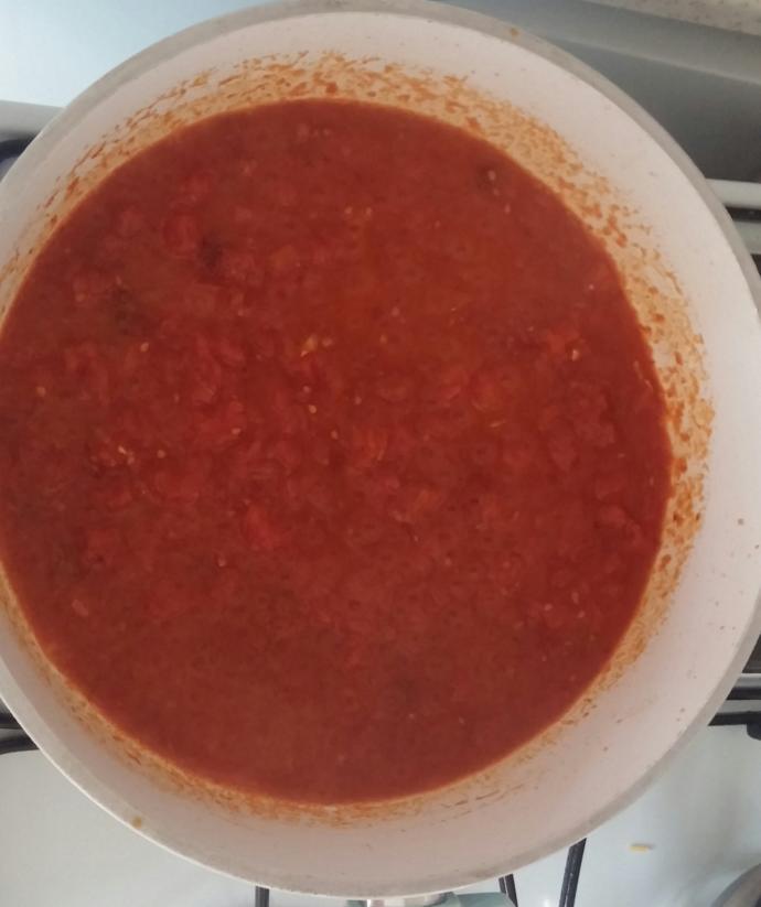 Domatesli Öğrenci Makarnası Nasıl Yapılır?