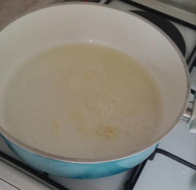 Domatesli Öğrenci Makarnası Nasıl Yapılır?