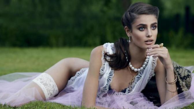 Küçük Dokunuşlarla Dikkati Üzerinize Çekecek Seksi Görünüme Nasıl Ulaşırsınız? 