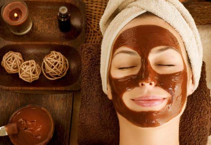 Doğal Malzemelerle Cildine Sihir Gibi Gelecek Güzellik Maskeleri Nasıl Yapılır?