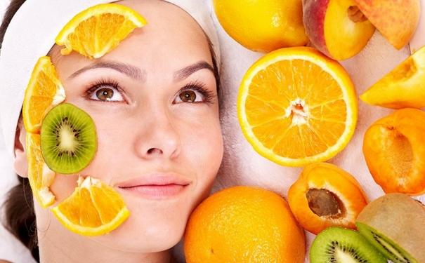Doğal Malzemelerle Cildine Sihir Gibi Gelecek Güzellik Maskeleri Nasıl Yapılır?