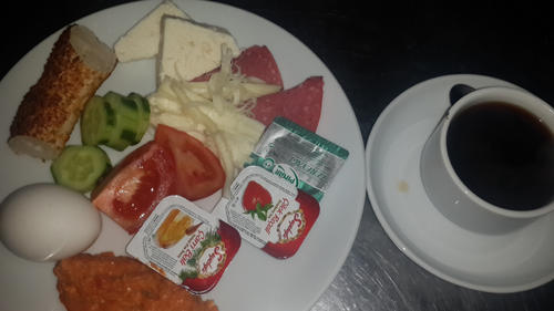 Otelde Açık Büfe Kahvaltı Deneyimim