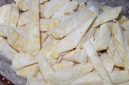 Köftenin Vazgeçilmezi Çıtır Patates Nasıl Yapılır?