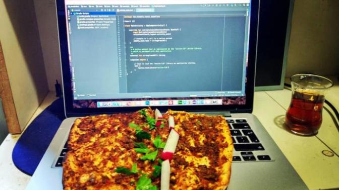 14 Şubatı Kendime Hediye Ettim: Macbook Pro