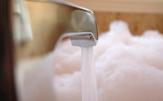 Kendinize Zaman Ayırın: 5 Adımda Lüks Bir Banyo Keyfi Nasıl Olmalı?