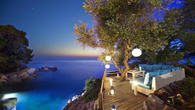 Huzurun Yeryüzündeki Yansıması Faralya