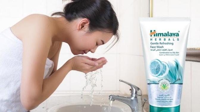 Karma-Yağlı Ciltler, Himalaya Limon-Bal Özlü Temizleyici Jelini Tercih Etmeli Mi?
