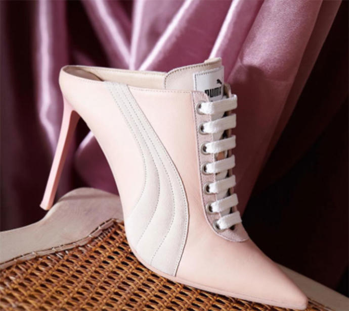 Geldiği Yere Geri Gitmesini İstediğimiz Garip Moda Tasarımları