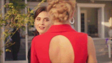 Merve Aksak Türk Dizi Sektörüne Bir Armağandır: Kraliçe Arının Hayran Olunası Özellikleri