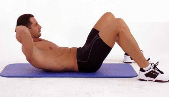 Hiçbir Spor Aletine Gerek Duymadan Evde İstediğiniz İnce Ve Fit Karın Bölgesine Nasıl Sahip Olursunuz?