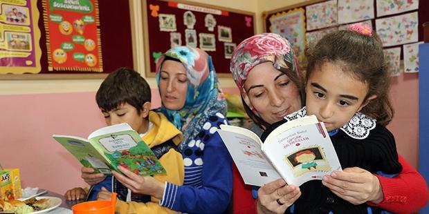 Köylü Kadınların Kitap Okuma Etkinliği “Köyüm Okuyor Projesi”