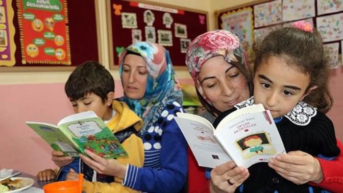Köylü Kadınların Kitap Okuma Etkinliği “Köyüm Okuyor Projesi”