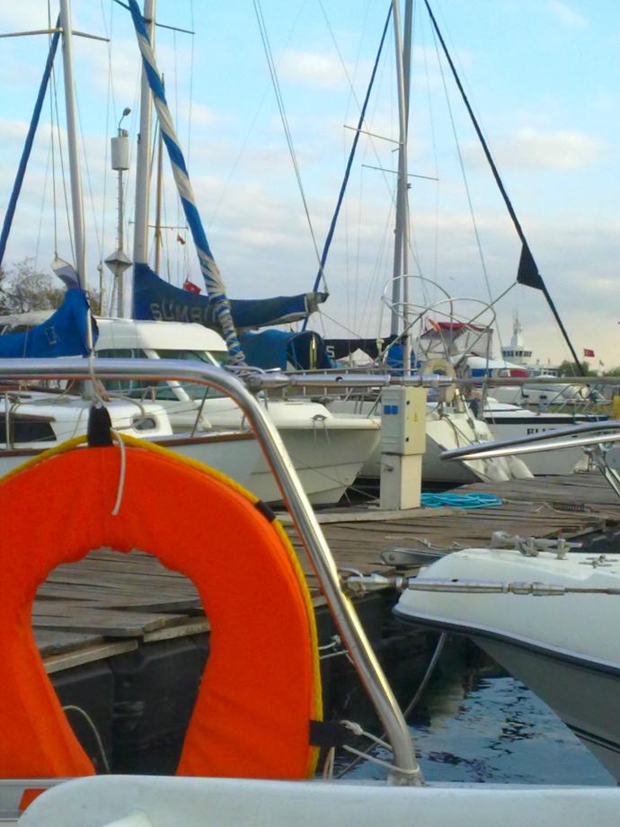 Hiç Yelkenli Tekne ile Denize Açılıp Bu Güzelliği Yaşadınız Mı?