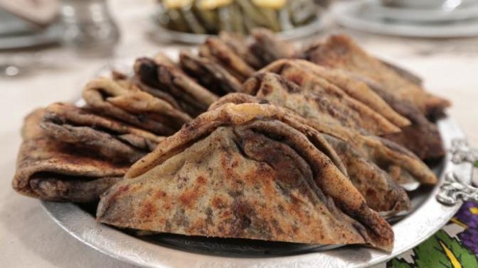 Haşhaş Ezmeli Katmer Tarifi - Naciye Kesici - Yemek Tarifleri