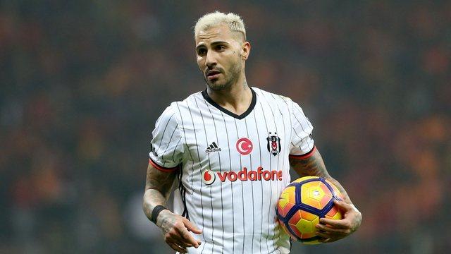 Kırmızı Kart Deyince Akla Gelen Futbolcular Kimlerdir?