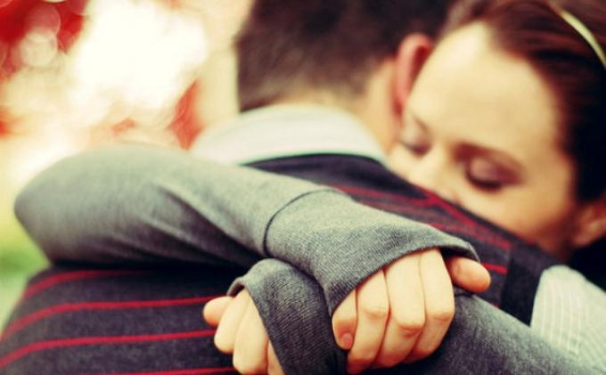 Kötü Giden İlişkiyi Düzeltip Eski Haline Getirmek İçin Yapılması Gerekenler Nelerdir?