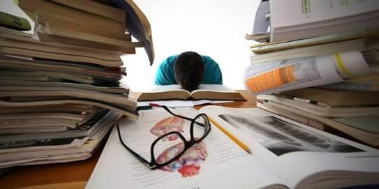 Tıp Bayramınız Kutlu Olsun! Ülkemizde Doktor Olmanın Zorlukları Nelerdir?